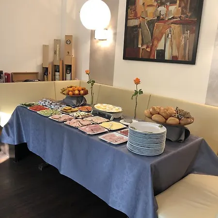 Friedrich Hotel 3*