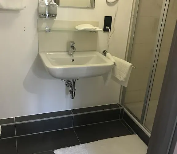 Friedrich מלון הכנבורג