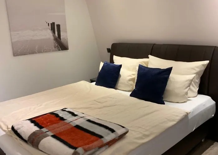 Friedrich מלון 3*